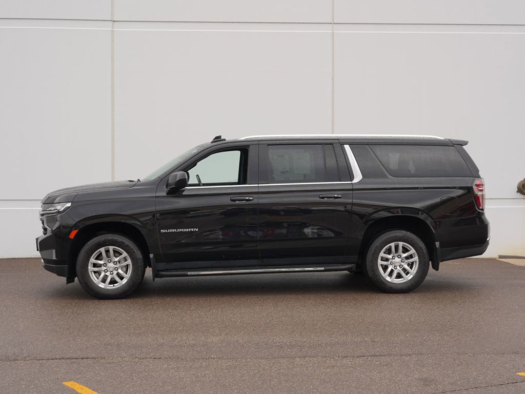 Used 2022 Chevrolet Suburban LS w/ Max Trailering Package image 6