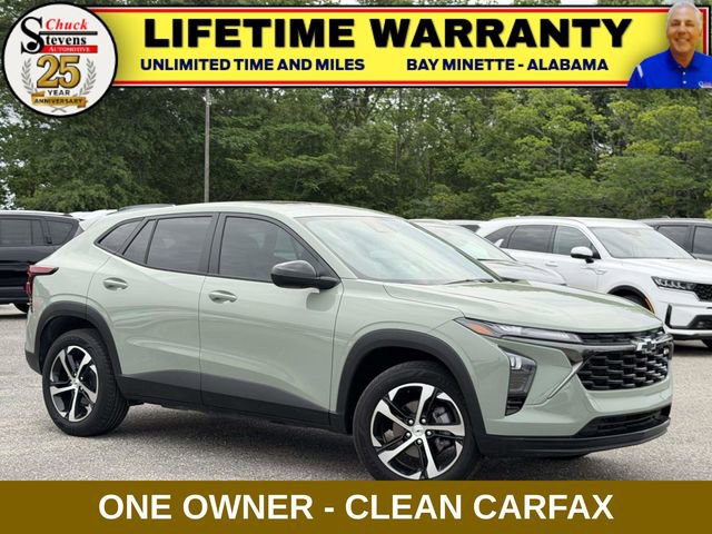 Used 2024 Chevrolet Trax RS w/ Sunroof Package FWD image 1