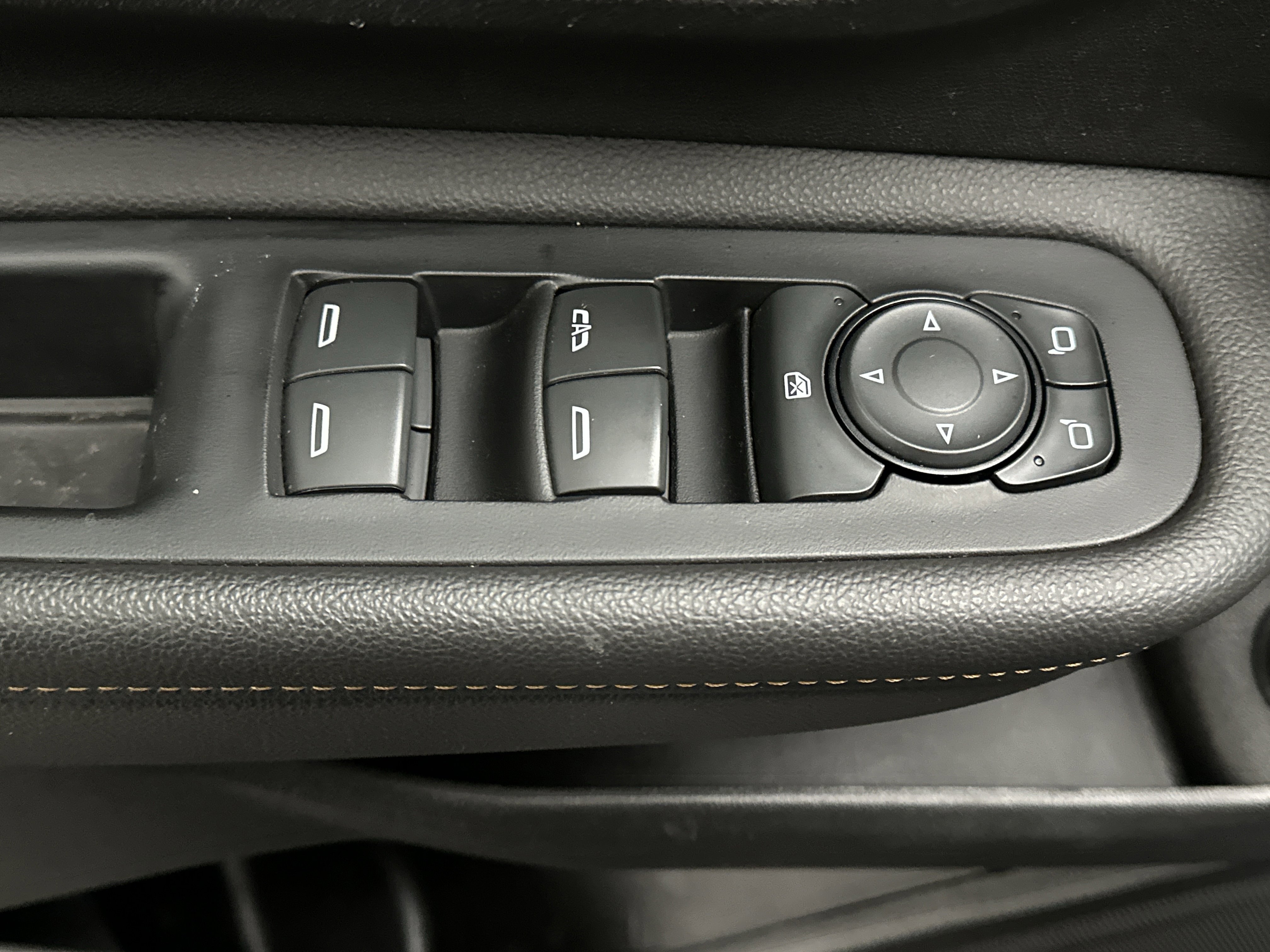 Used 2019 GMC Terrain SLT w/ Preferred Package image 23