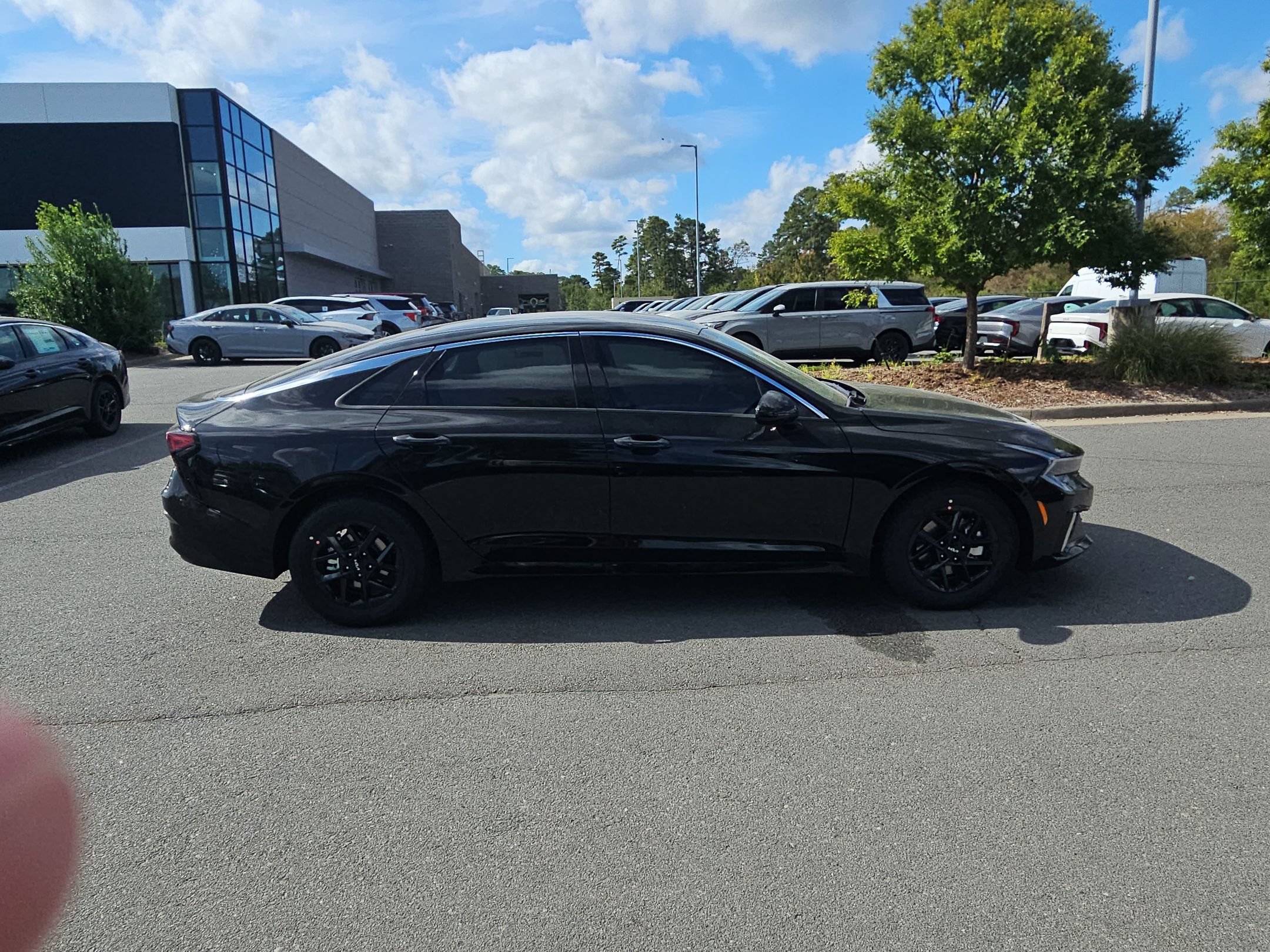 New 2026 Kia K5 LXS FWD image 8