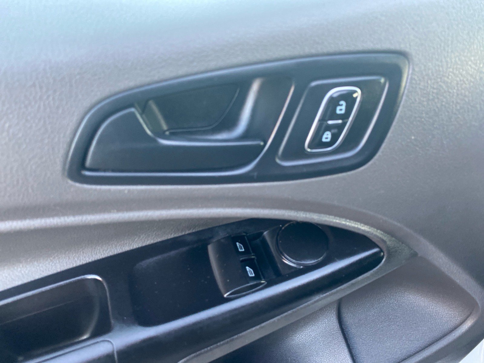 Used 2020 Ford Transit Connect XL FWD image 19