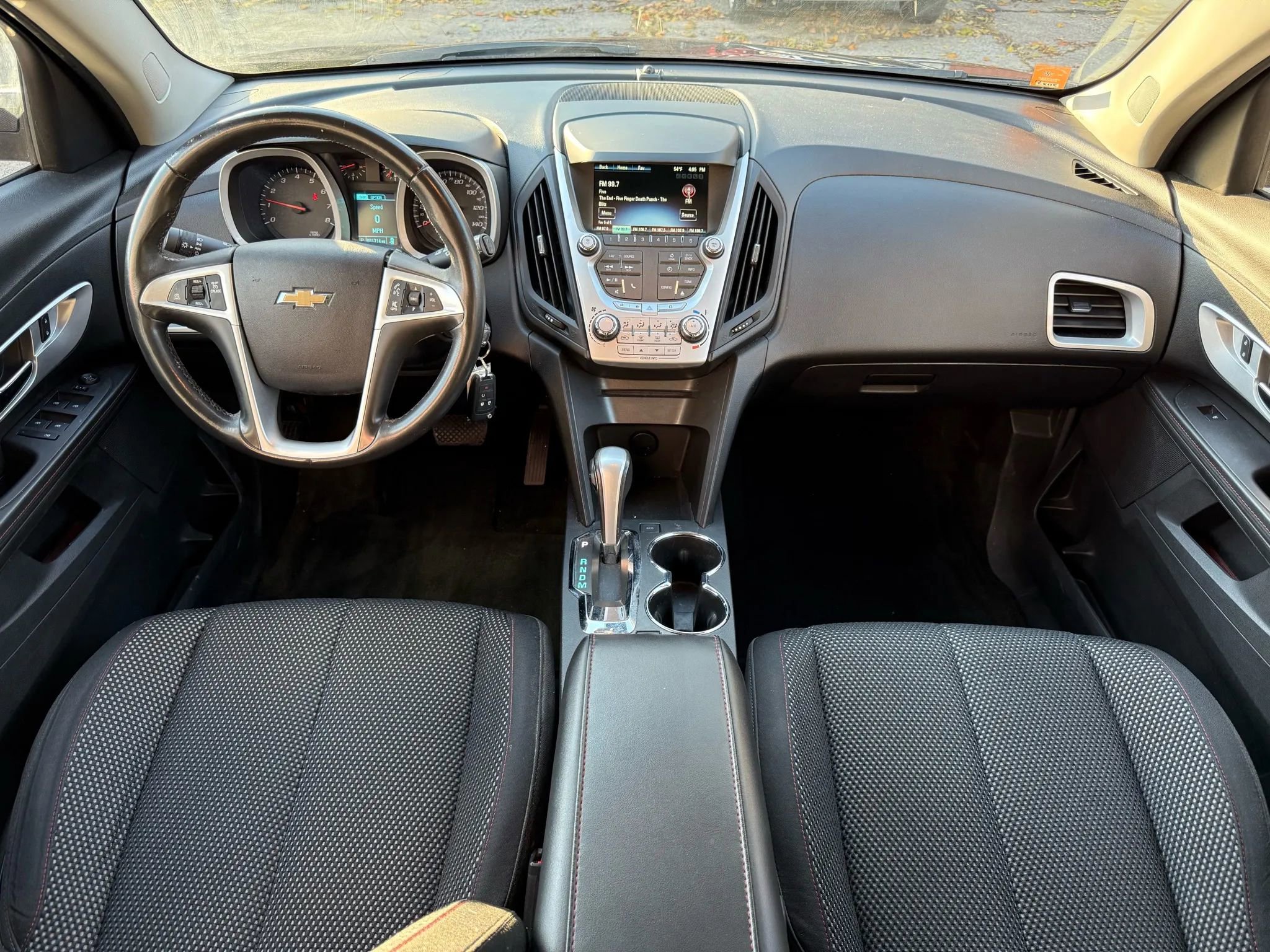 Used 2015 Chevrolet Equinox LT w/ Driver Convenience Package image 9