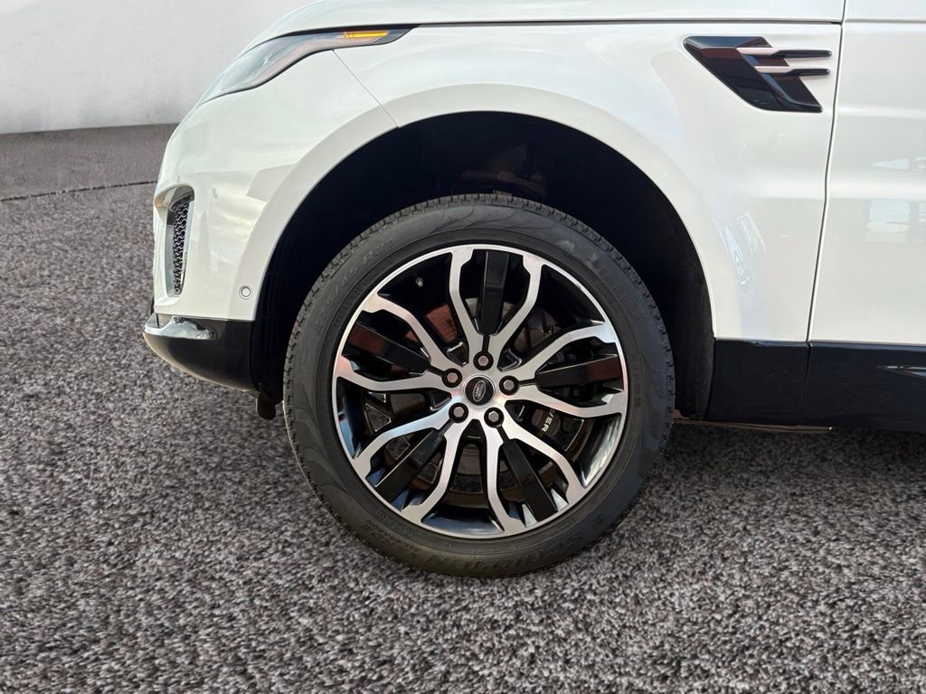 Used 2020 Land Rover Range Rover Sport HSE image 9