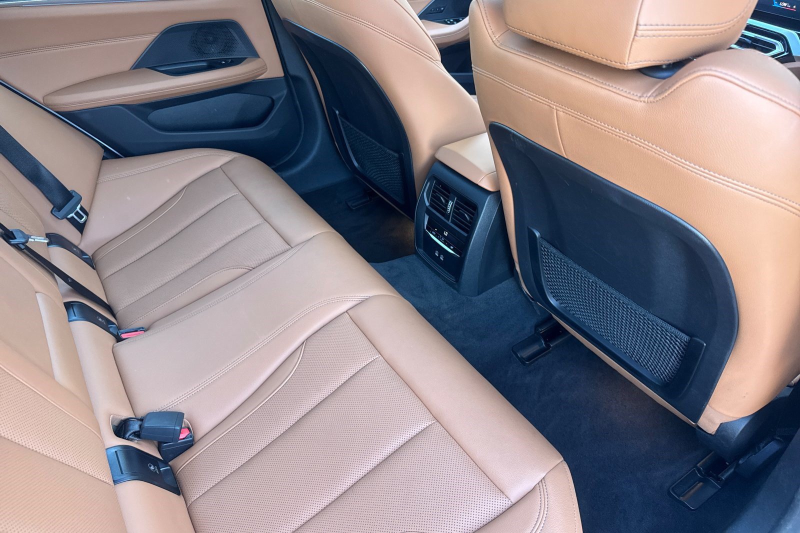 Certified 2023 BMW i4 eDrive35 w/ Premium Package RWD image 32