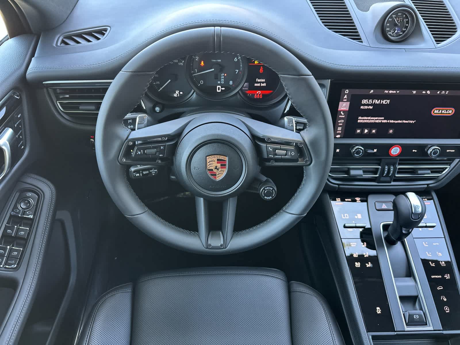 New 2026 Porsche Macan AWD/4WD image 15