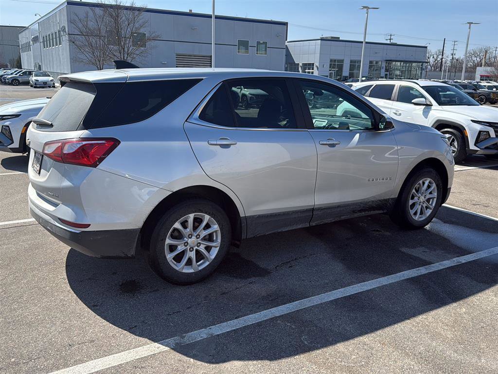 Used 2021 Chevrolet Equinox LT image 18