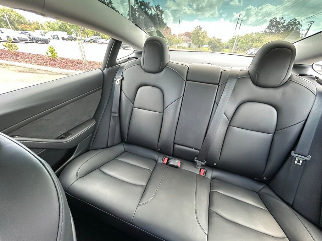 Used 2023 Tesla Model 3 Standard Range image 12