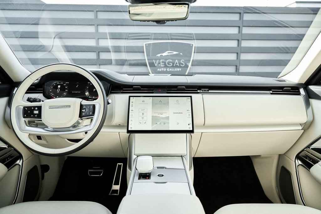 Used 2024 Land Rover Range Rover SV image 61