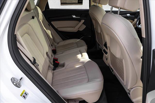 Used 2023 Audi Q5 2.0T Premium w/ Convenience Package AWD/4WD image 23