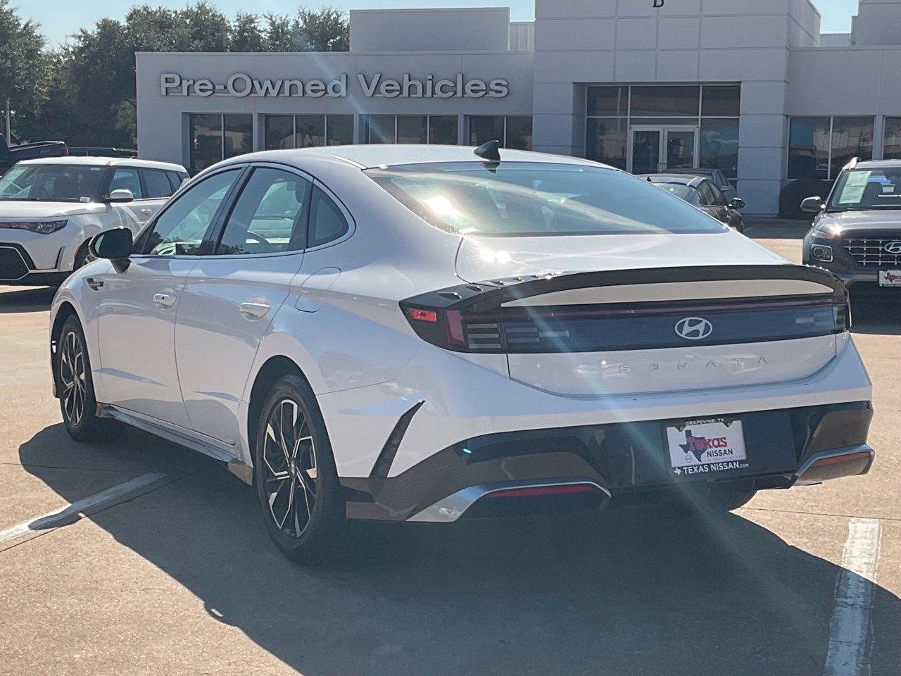 Used 2025 Hyundai Sonata SEL FWD image 6