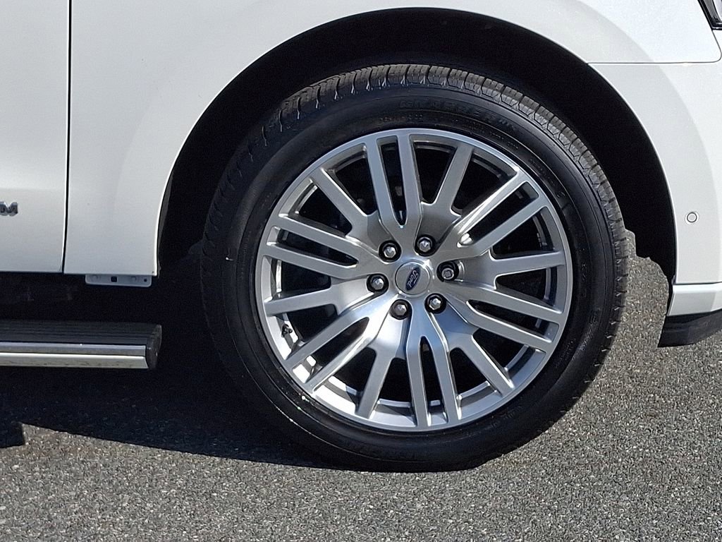 Certified 2024 Ford Expedition Max Platinum image 8