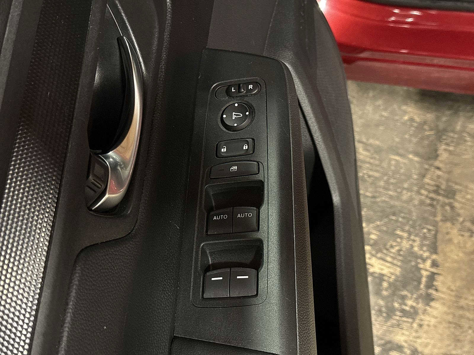 Used 2024 Honda CR-V EX image 22