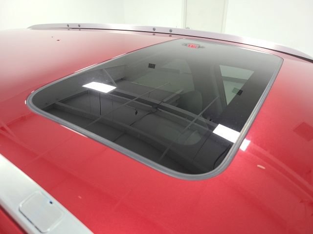 Used 2020 Honda CR-V Touring image 11