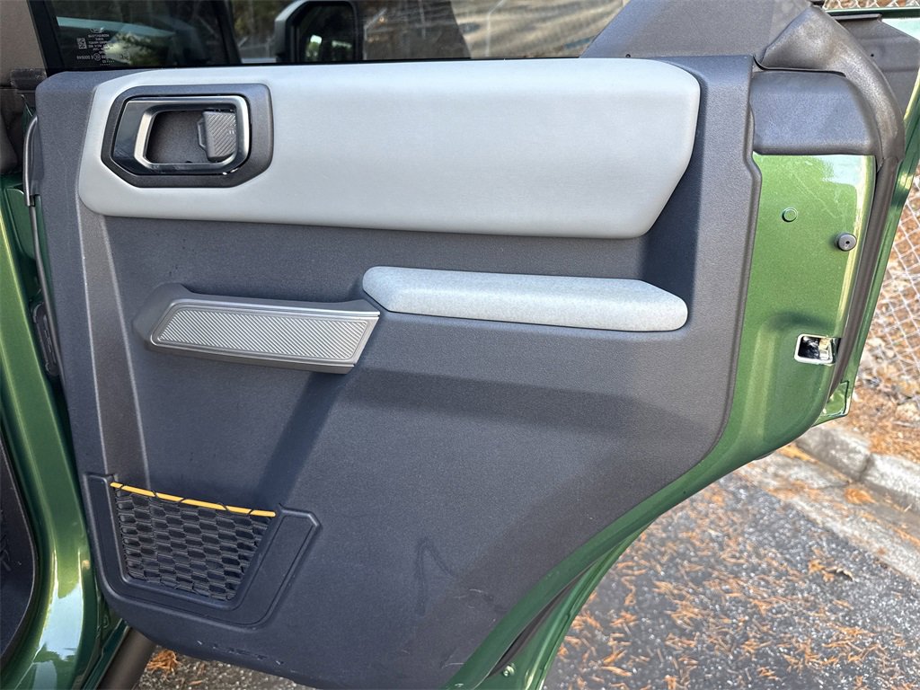 Used 2023 Ford Bronco Badlands image 17