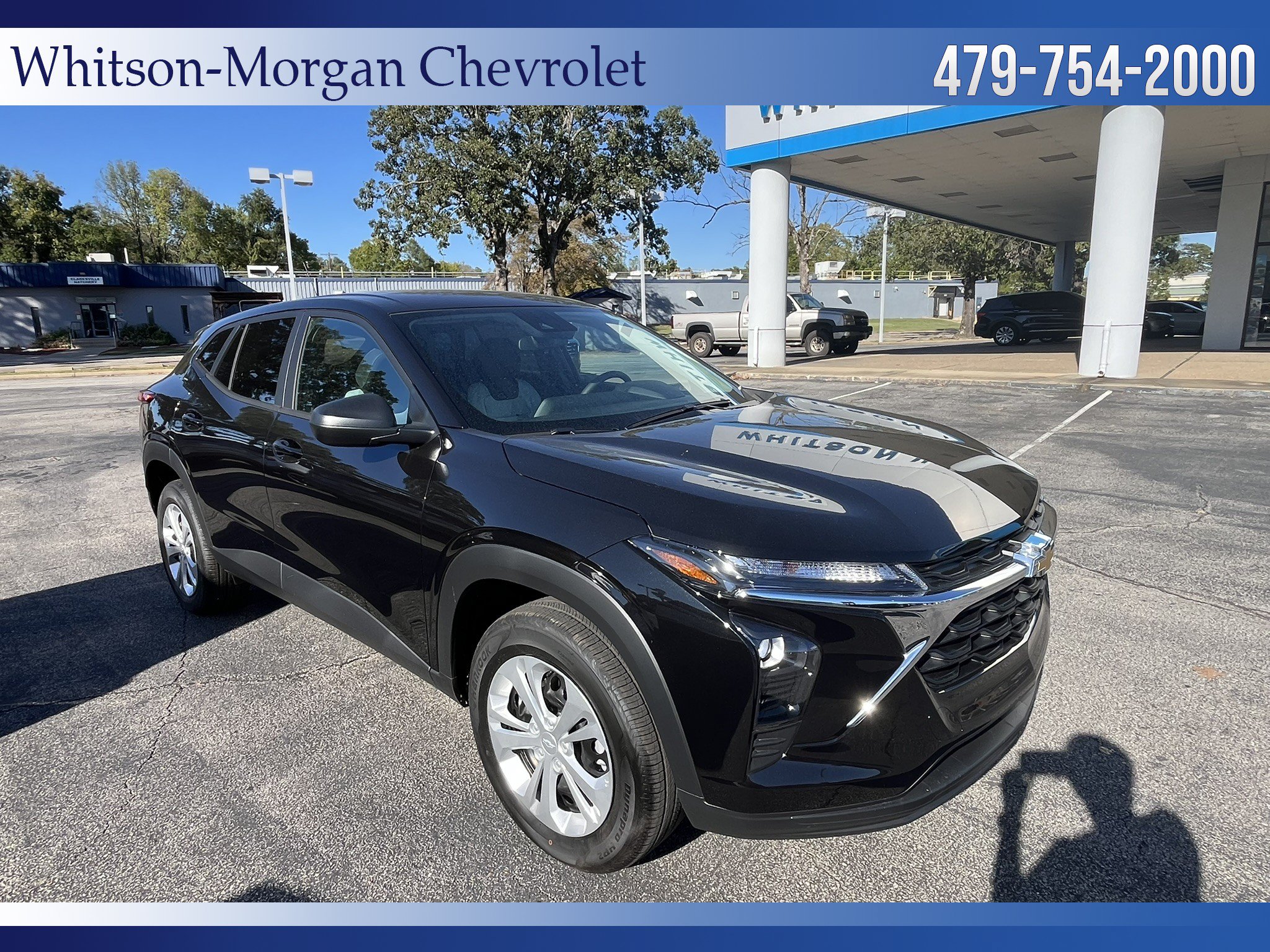 New 2026 Chevrolet Trax LS FWD image 2