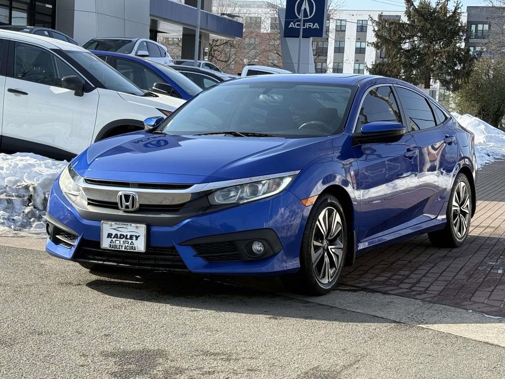 Used 2017 Honda Civic EX-T image 3