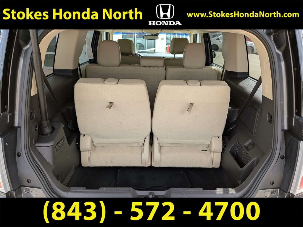 Used 2017 Ford Flex Limited w/ Equipment Group 303A AWD/4WD image 16