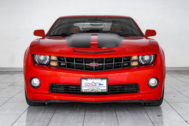 Used 2010 Chevrolet Camaro SS w/ RS Package image 3
