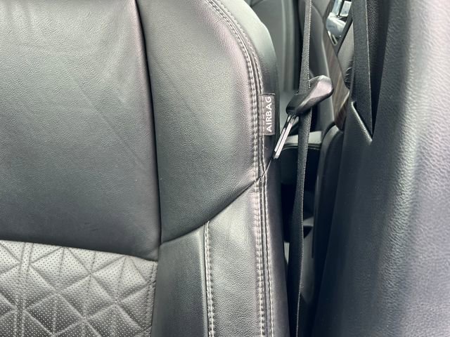 Used 2017 Nissan Maxima Platinum image 12