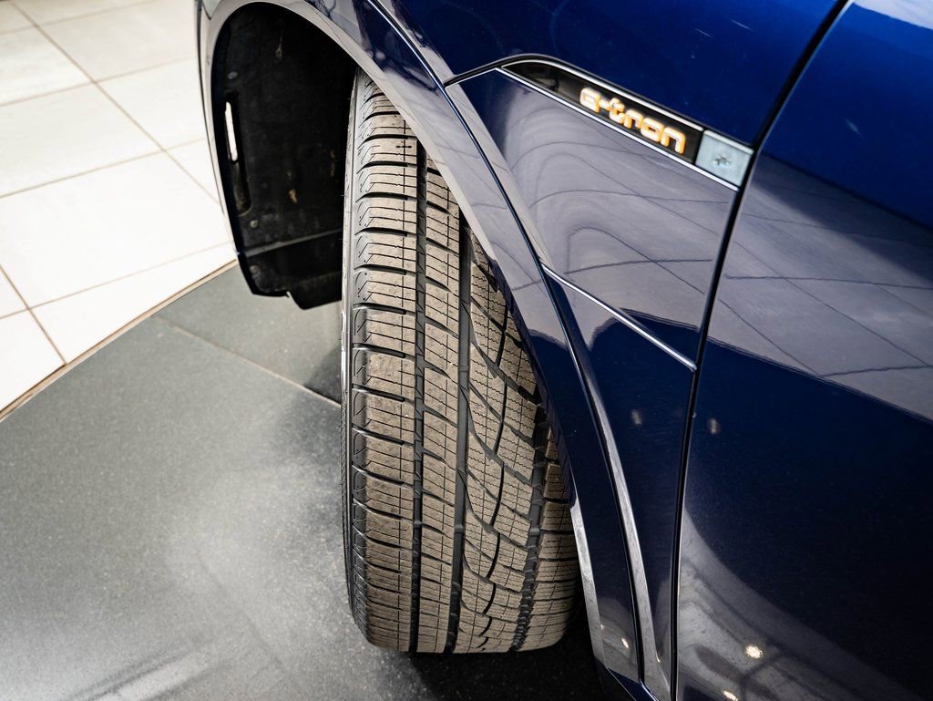 Used 2021 Audi e-tron Premium w/ Convenience Plus Package AWD/4WD image 36