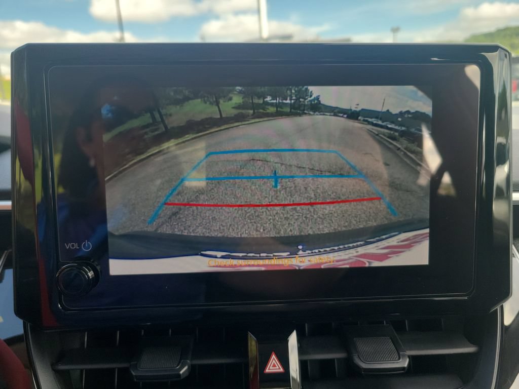 Used 2025 Toyota Corolla LE FWD image 15