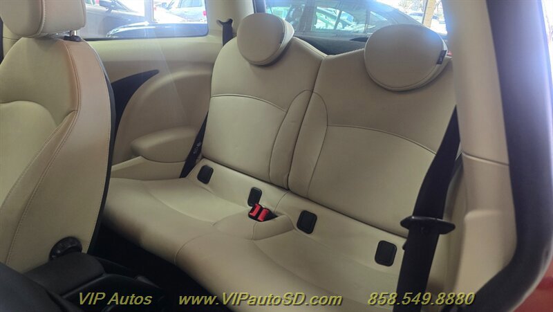 Used 2011 MINI Cooper S FWD image 15
