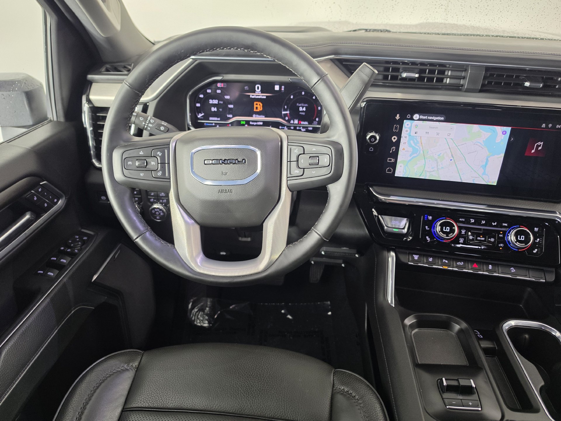 Used 2025 GMC Sierra 2500 Denali w/ Denali Reserve Package AWD/4WD image 22