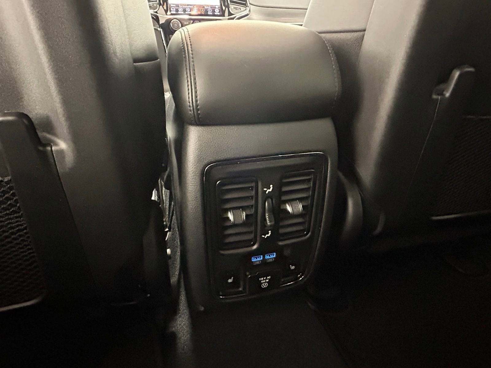 Used 2020 Jeep Grand Cherokee Limited w/ Luxury Group II image 35