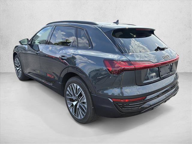 Used 2024 Audi Q8 e-tron Premium Plus AWD/4WD image 7