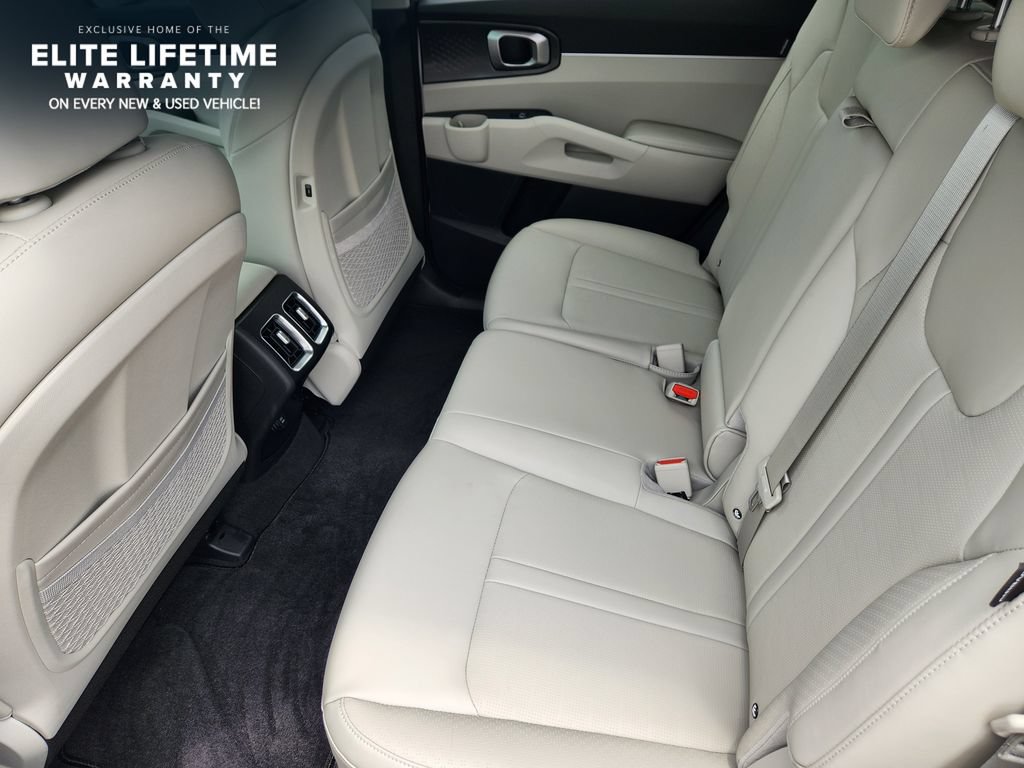 Certified 2026 Kia Sorento S w/ S Panoramic Sunroof Package FWD image 28