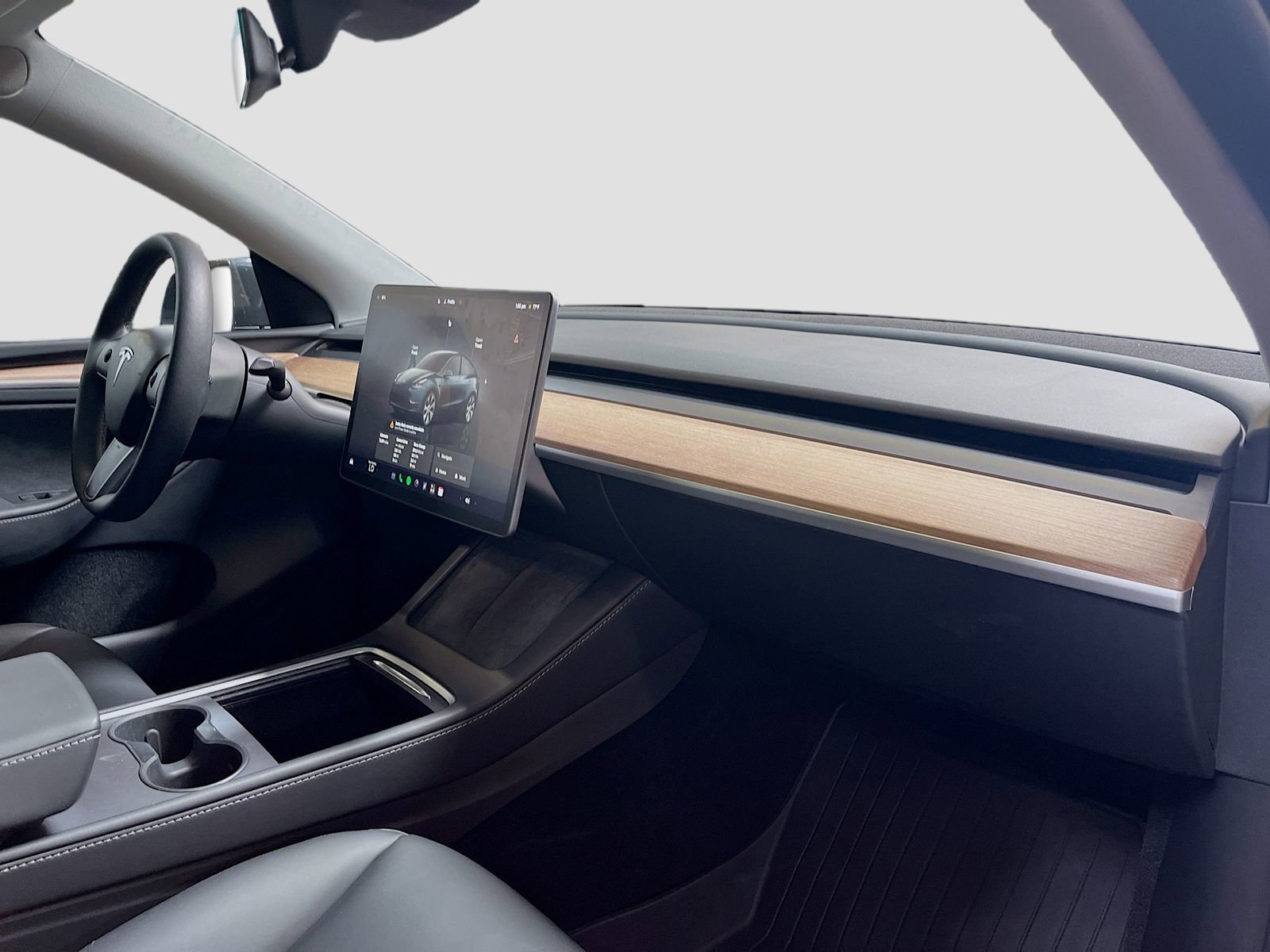 Used 2024 Tesla Model Y Long Range AWD/4WD image 29