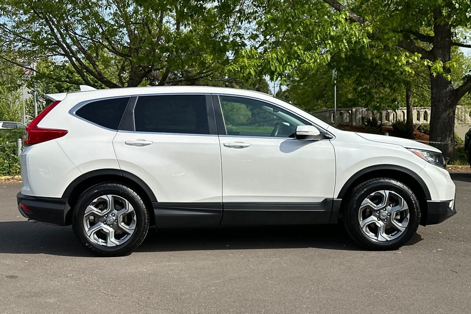 Used 2019 Honda CR-V EX-L image 8