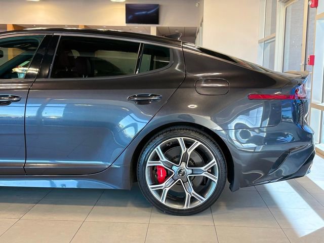 Used 2021 Kia Stinger GT2 image 9