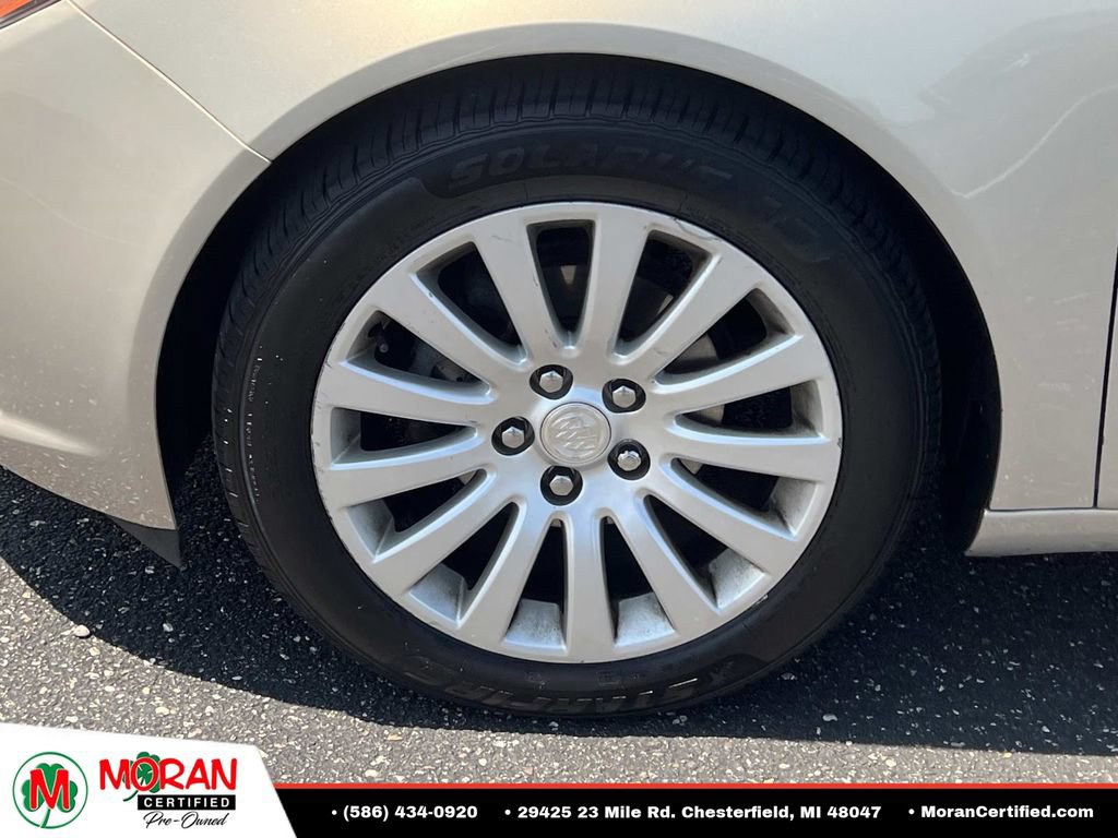 Used 2012 Buick Regal Leather FWD image 9