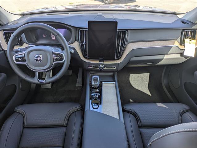 New 2026 Volvo XC60 B5 Ultra w/ Climate Package AWD/4WD image 11