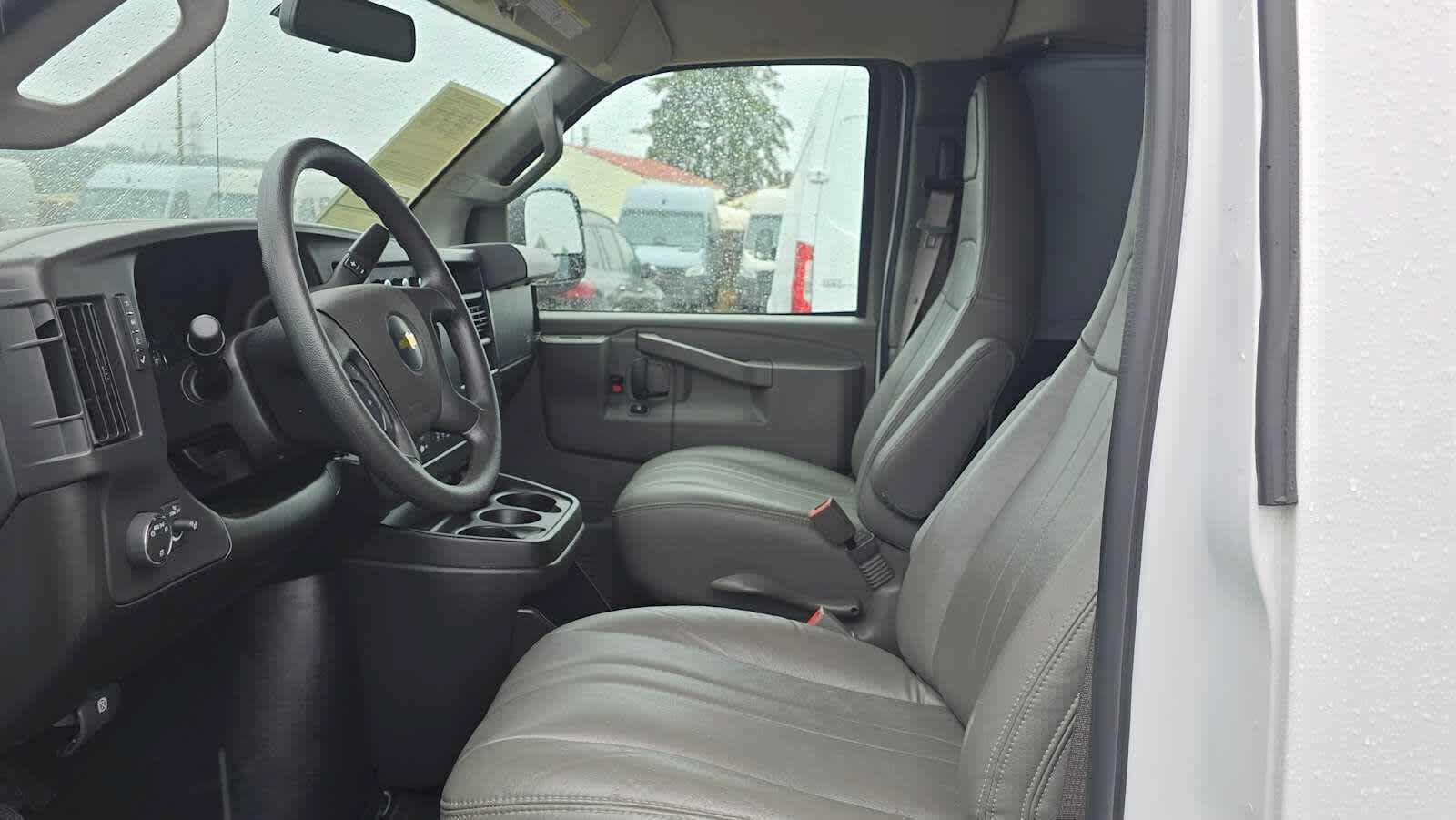 Used 2025 Chevrolet Express 2500 Extended w/ Driver Convenience Package RWD image 24
