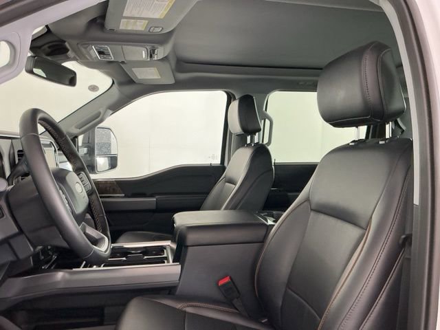 Certified 2025 Ford F350 Lariat w/ FX4 Off-Road Package image 17