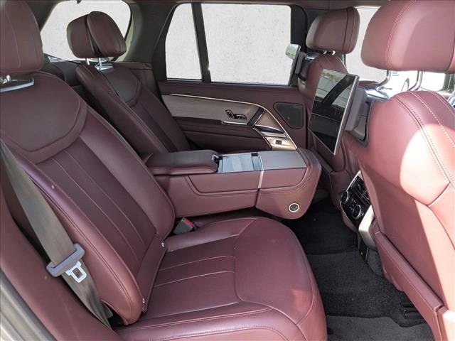 Used 2023 Land Rover Range Rover Autobiography AWD/4WD image 16