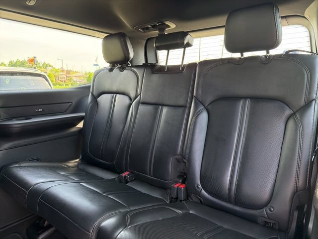 Used 2022 Jeep Wagoneer Series II AWD/4WD image 29