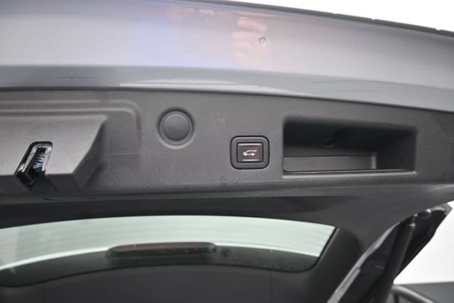 Used 2021 Chevrolet Equinox LT AWD/4WD image 7