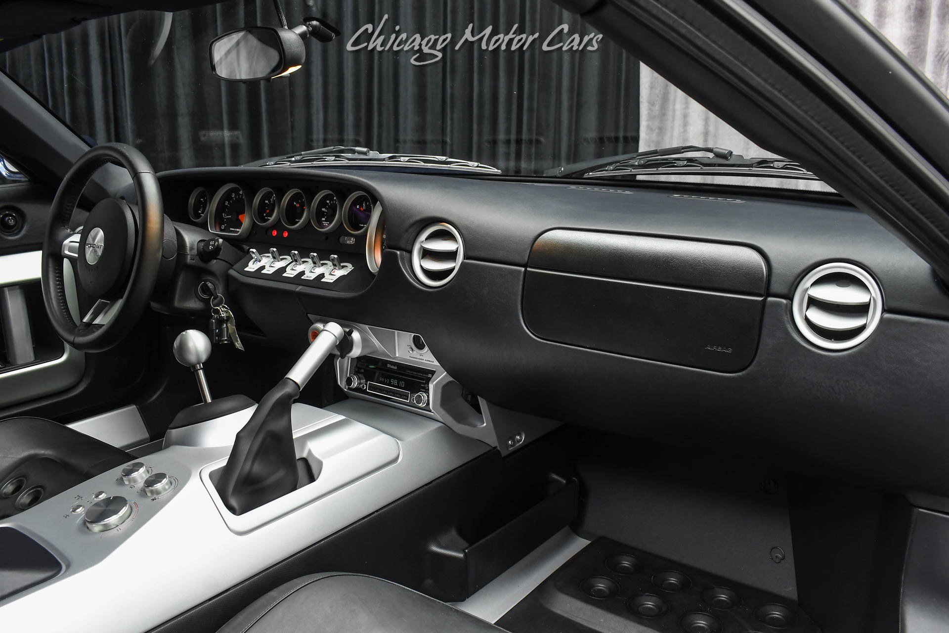 Used 2005 Ford GT image 21