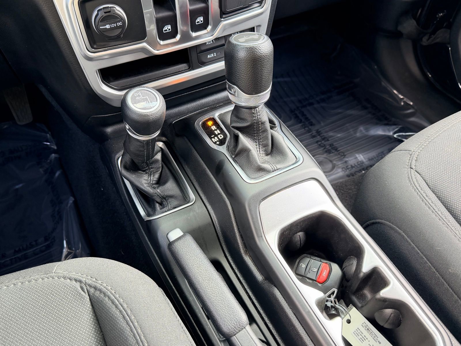 Used 2023 Jeep Wrangler Sport S image 23