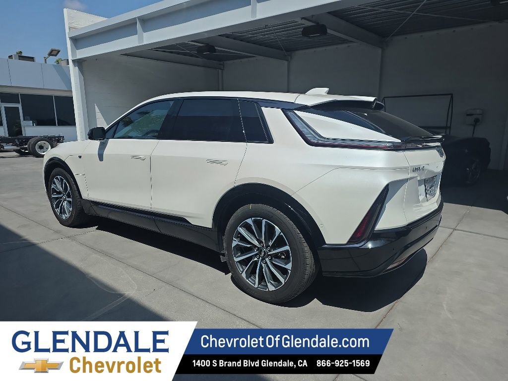 Certified 2024 Cadillac Lyriq Sport RWD image 5