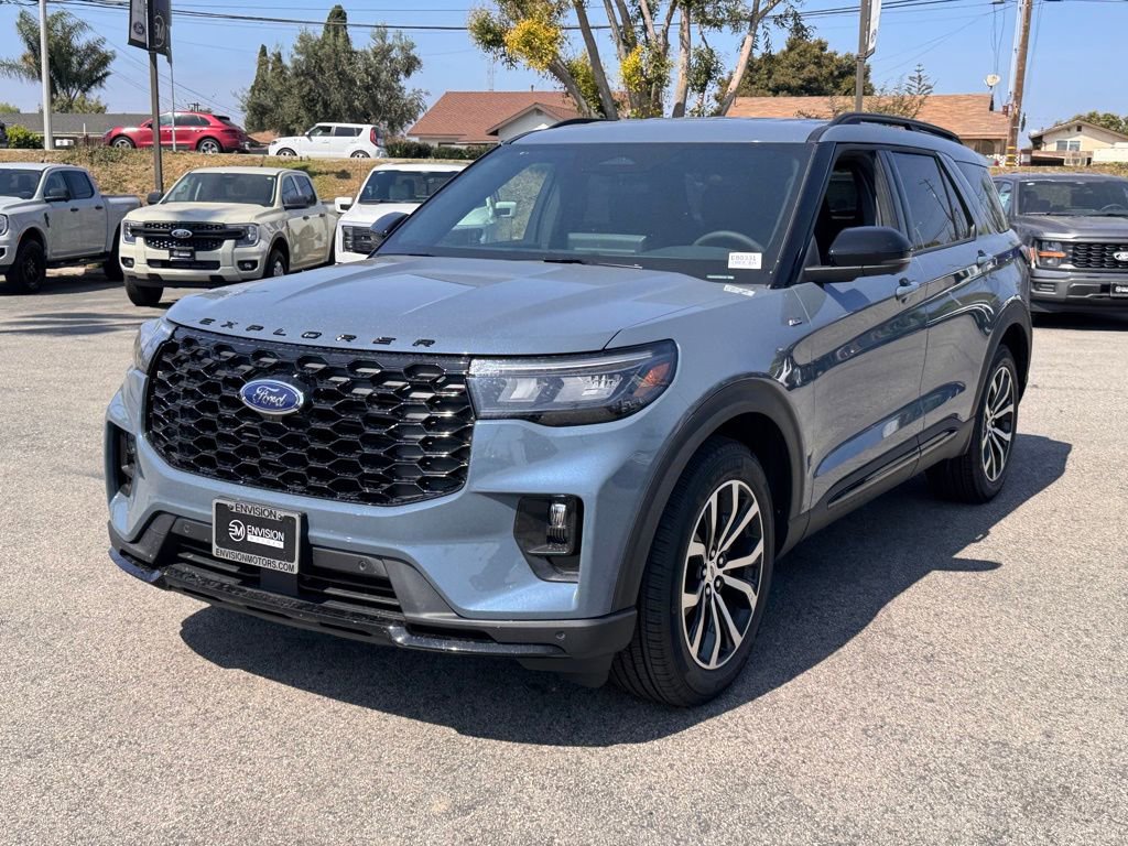 New 2026 Ford Explorer ST-Line image 7