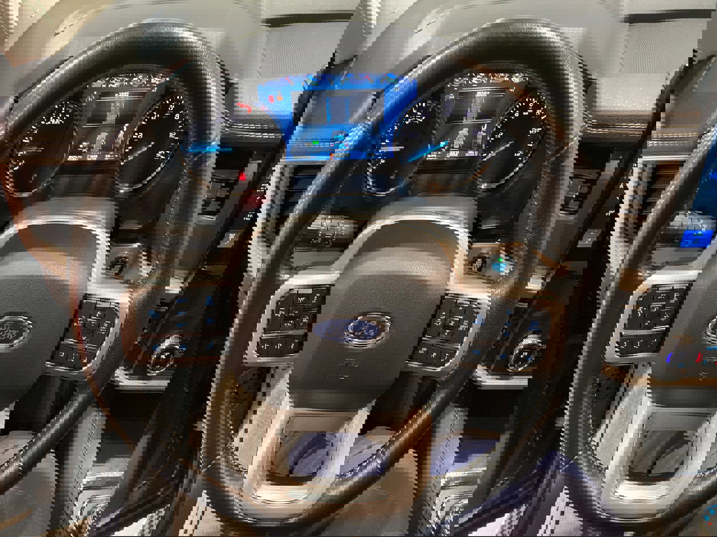 Used 2022 Ford Expedition Max XLT image 27