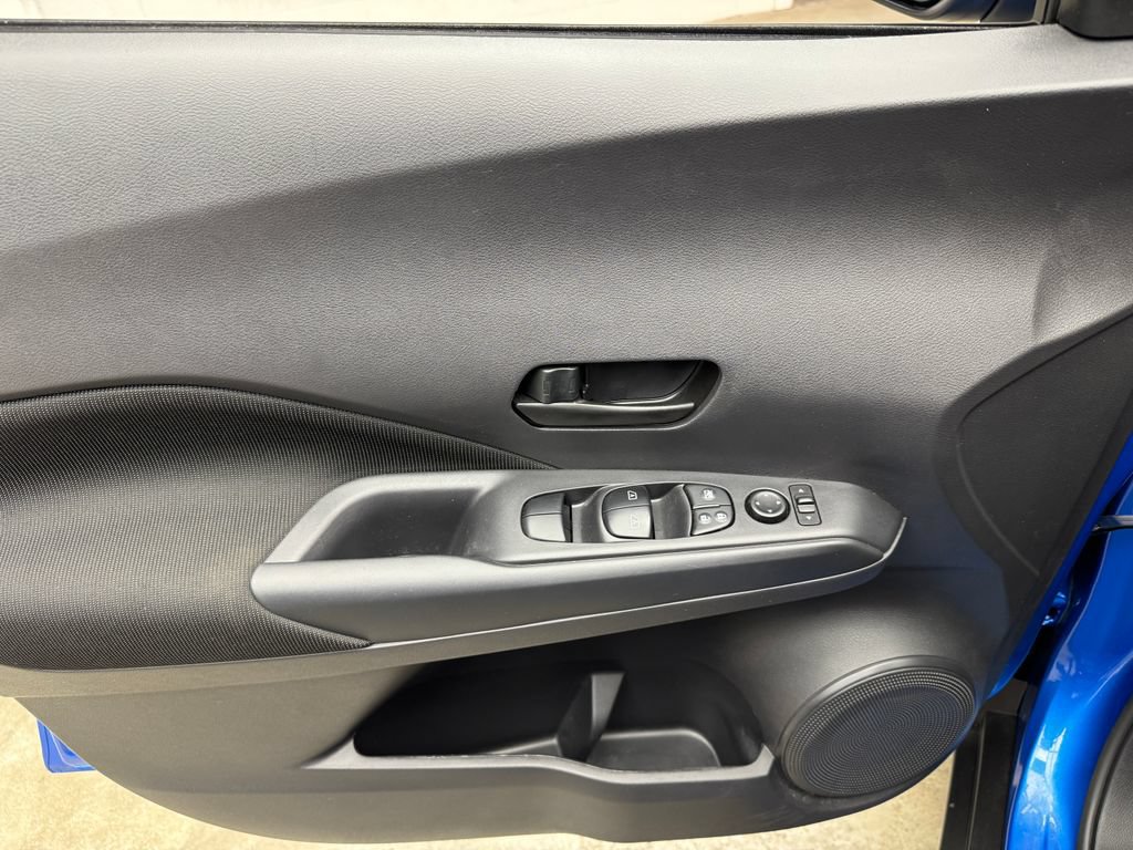 Used 2025 Nissan Kicks Play S FWD image 10