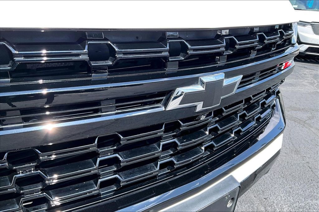 Used 2023 Chevrolet Tahoe Z71 w/ Luxury Package image 30