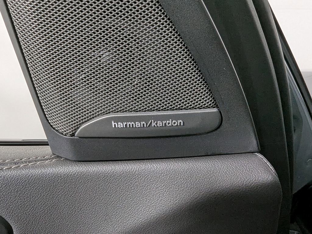 Certified 2024 BMW X5 xDrive40i w/ M Sport Package image 18