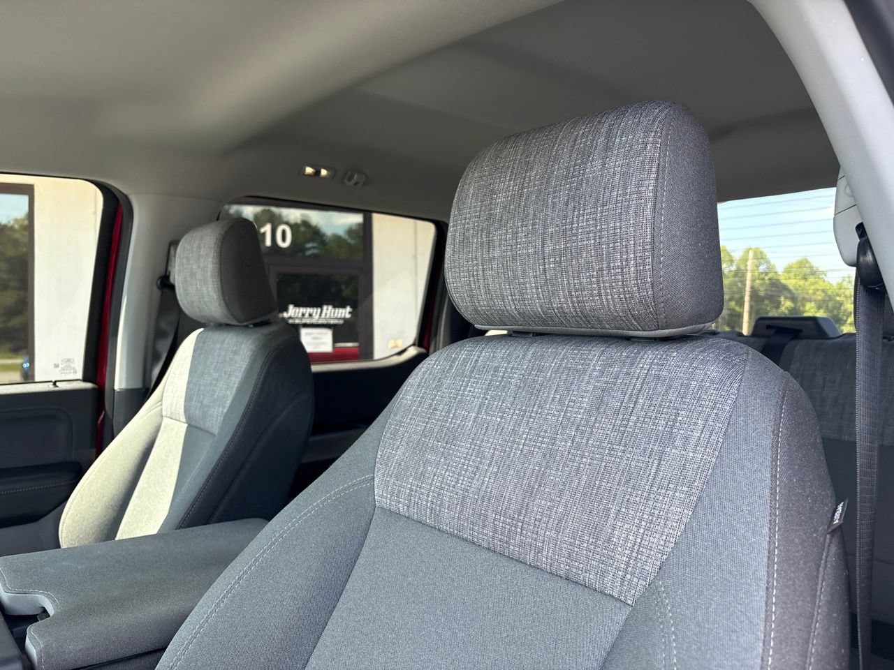 Used 2023 Ford F350 XLT w/ XLT Premium Package AWD/4WD image 2