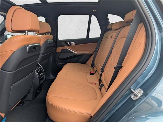 New 2026 BMW X5 xDrive50e w/ Climate Comfort Package AWD/4WD image 15